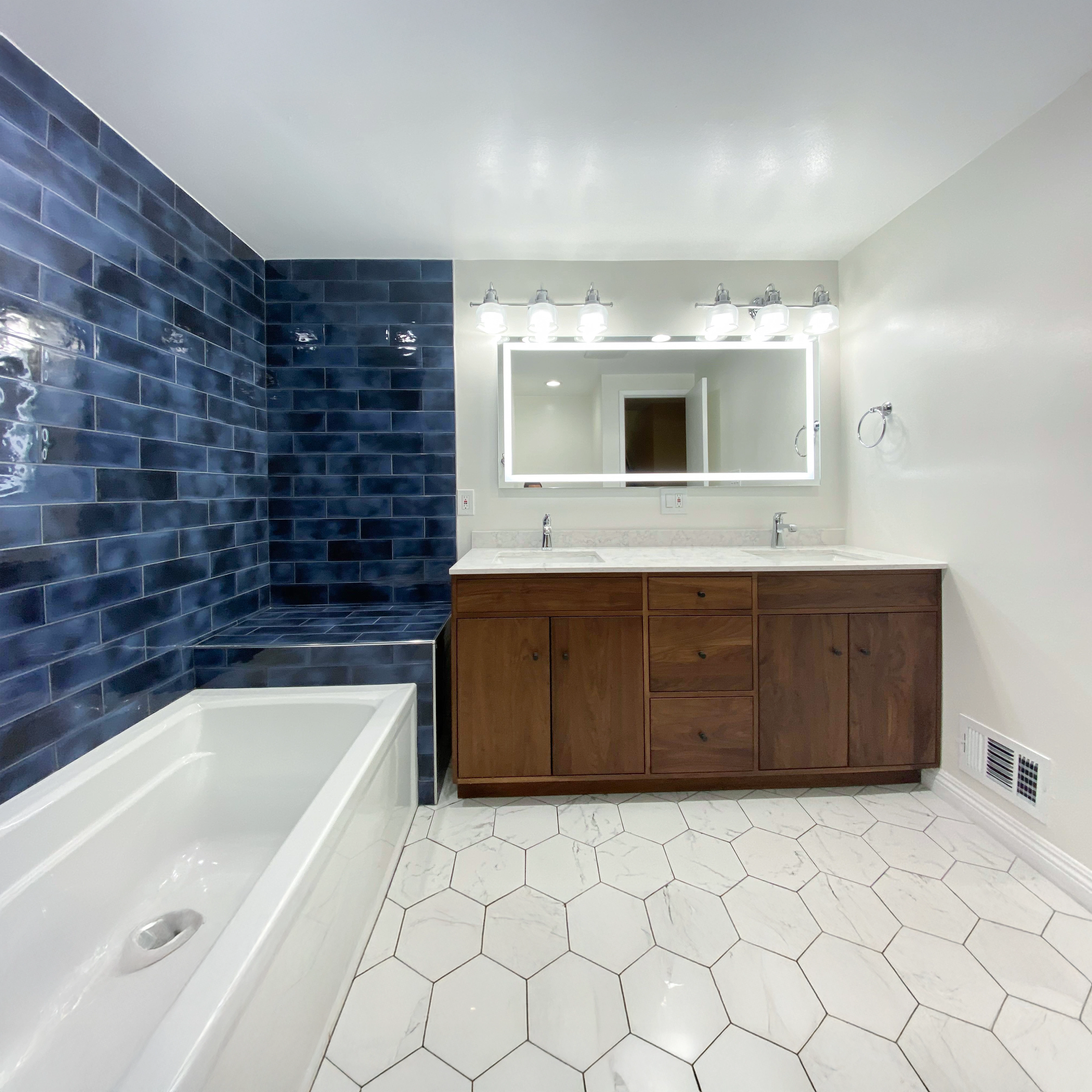 Modern Bathroom 2 Image 6